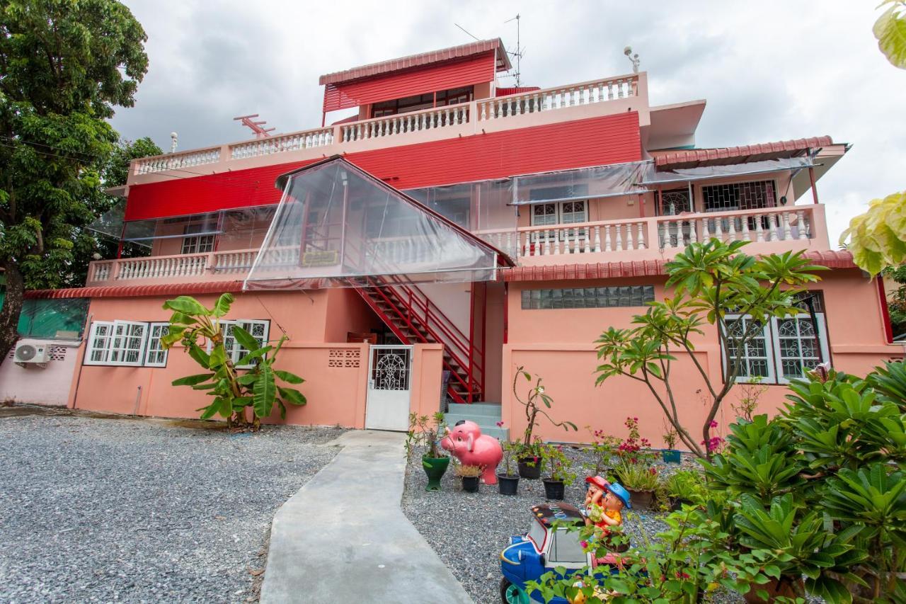 Gaiwandhanat Homestay Bangkok Esterno foto