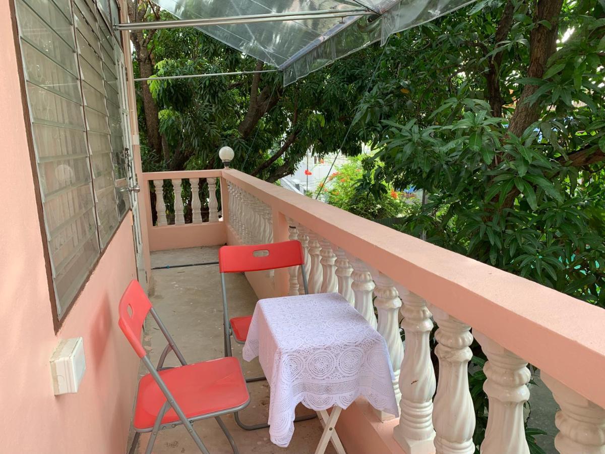 Gaiwandhanat Homestay Bangkok Esterno foto